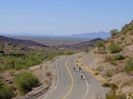 Riders-embark-on-a-long-journey-through-the-desert
