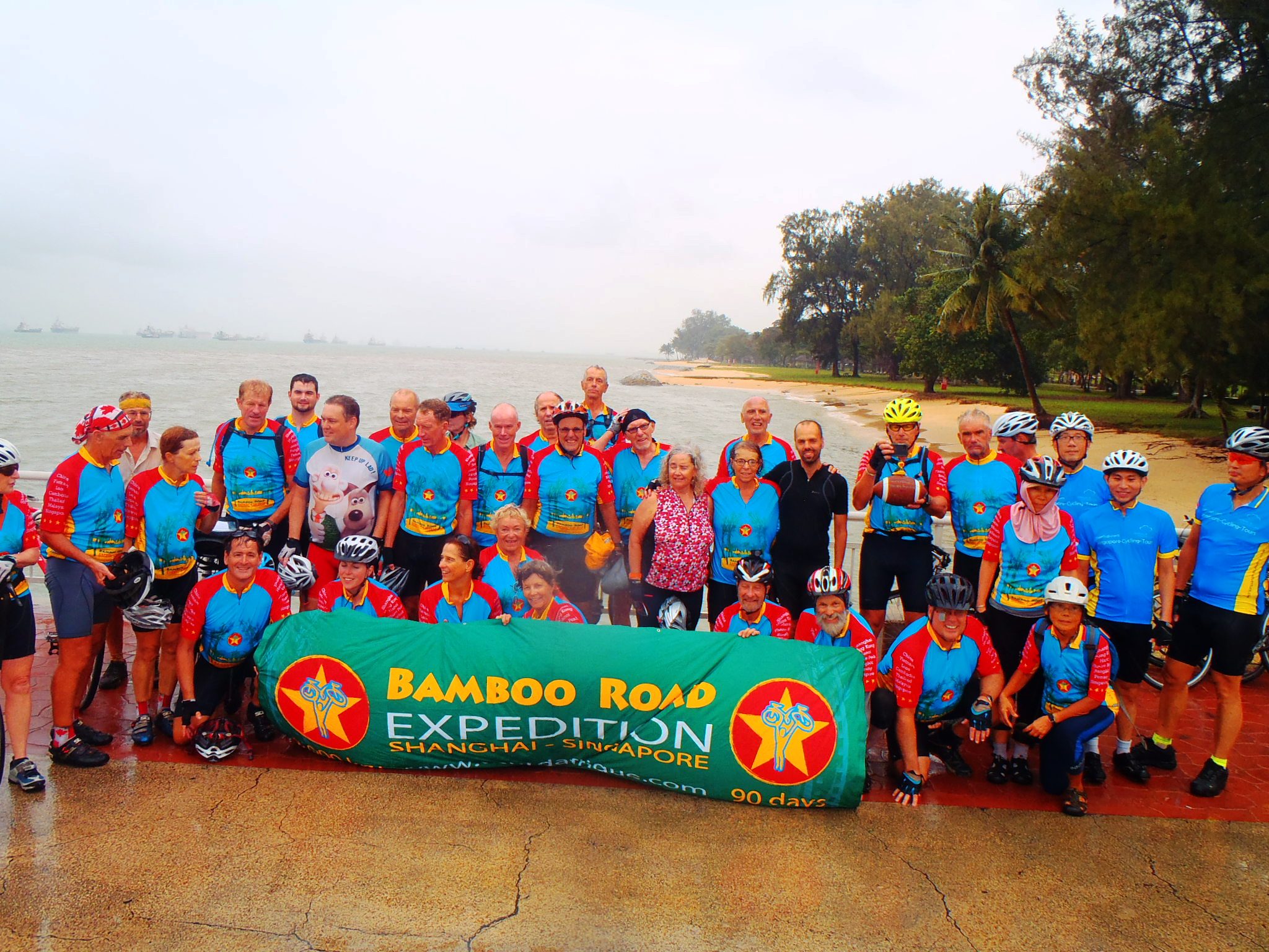 2013 Bamboo Road Cyclists Arrive in Singapore! TDA Global Cycling